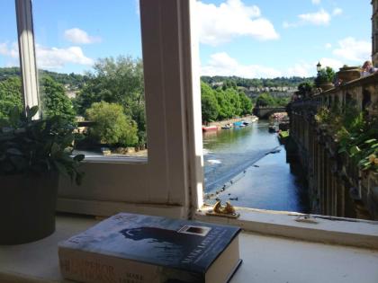 1150289_10151771412442156_356148559_n